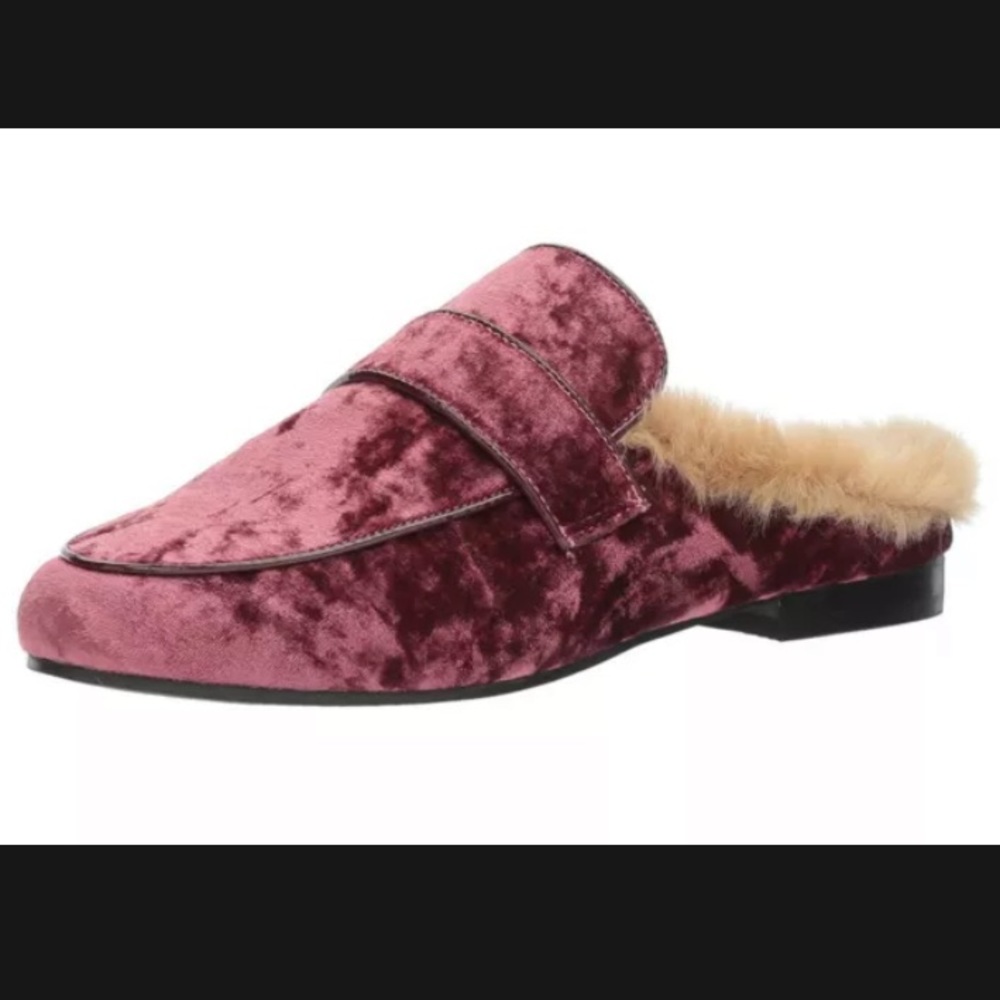 Steve Madden velvet slip on mules